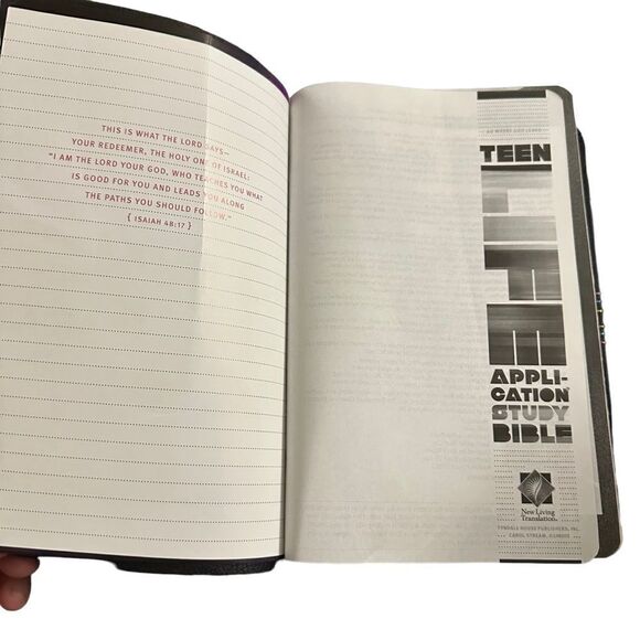 NLT Teen Life Application Bible ~ Black Tie Dye ~ 21cm x 13.7cm - Picture 2 of 10